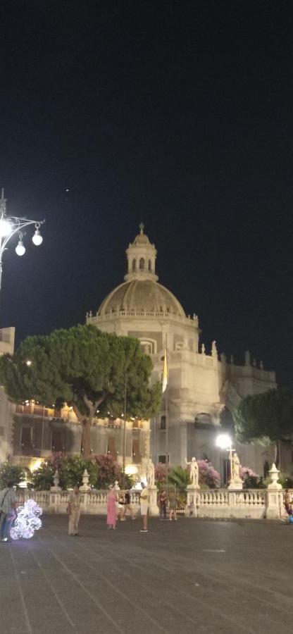 Le Stanze Dei Colori Hotel Aci Bonaccorsi Bagian luar foto