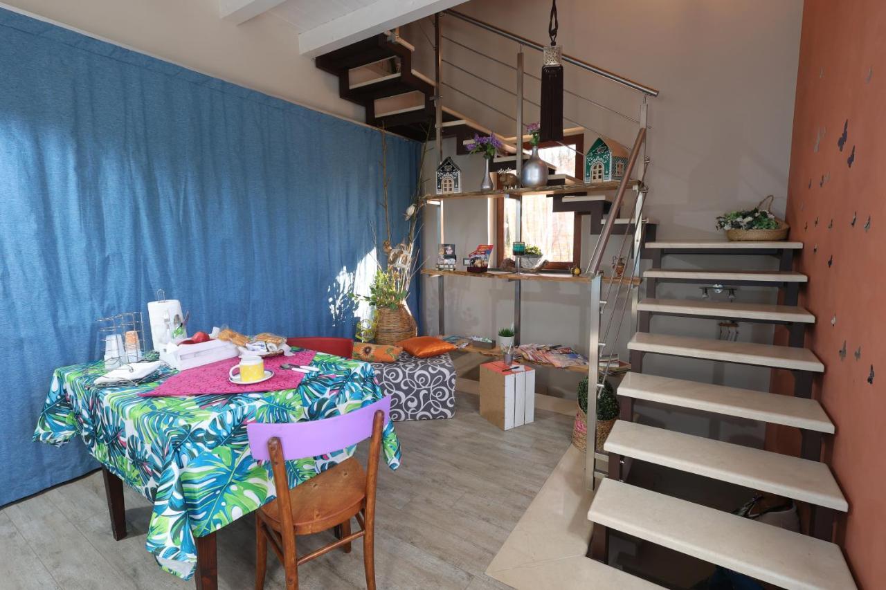 Le Stanze Dei Colori Hotel Aci Bonaccorsi Bagian luar foto
