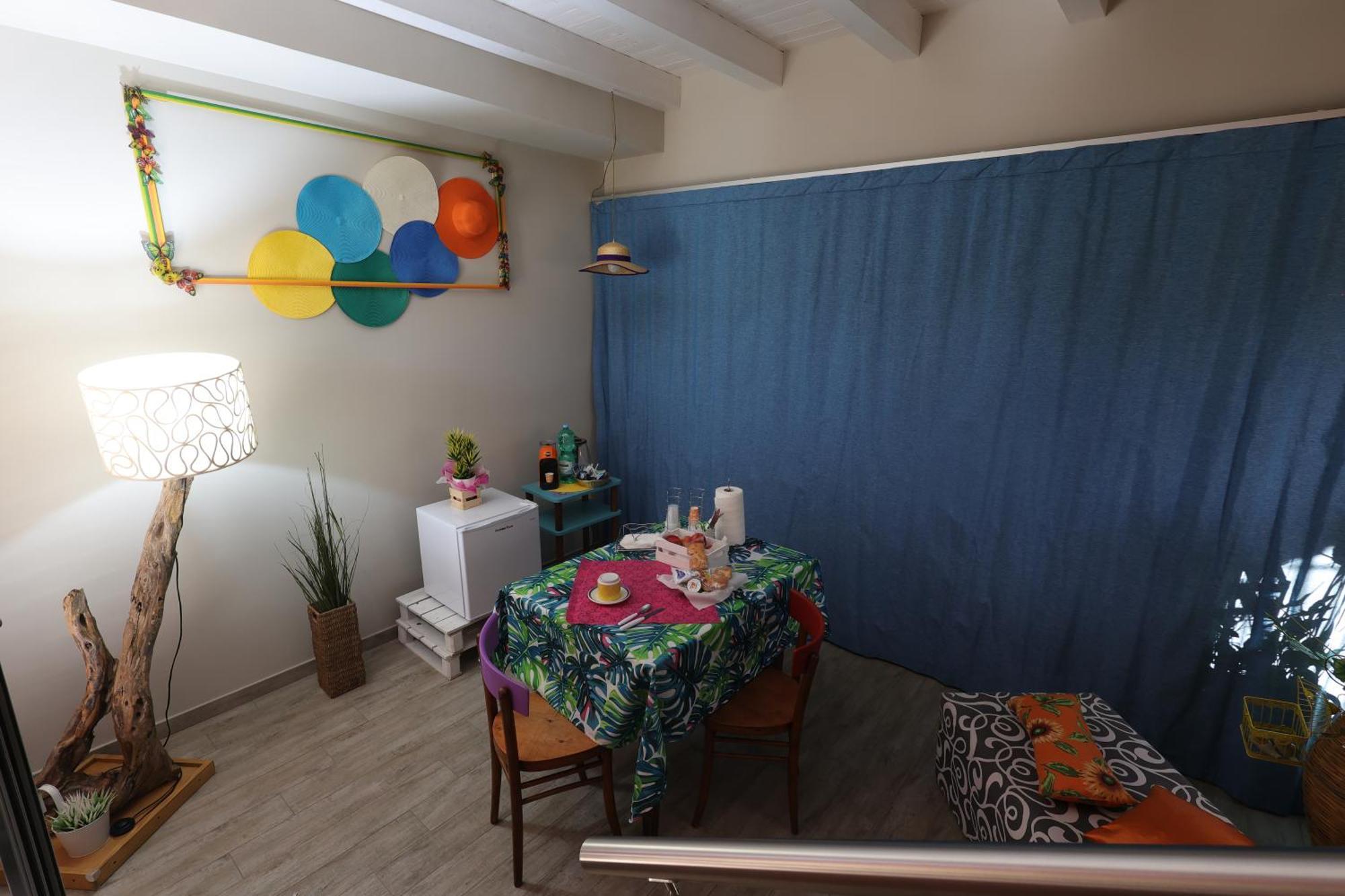 Le Stanze Dei Colori Hotel Aci Bonaccorsi Bagian luar foto